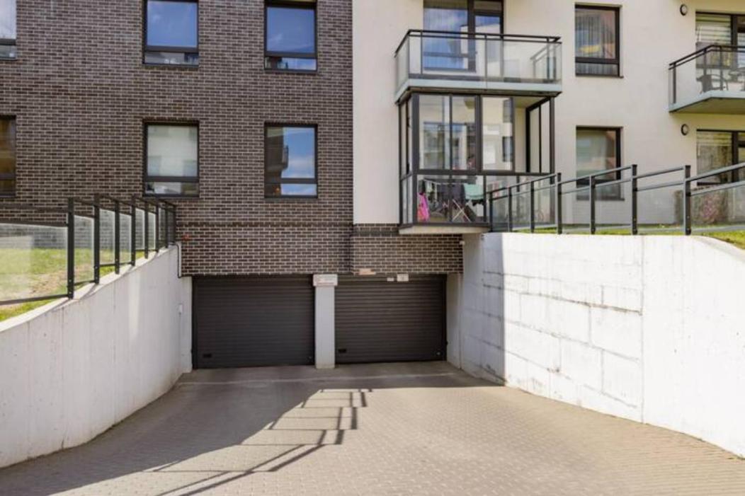 Close To Panorama Center Apartment Self Check-In Garage Free Вильнюс Экстерьер фото